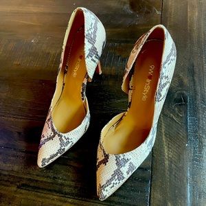 Snake skin pattern heels